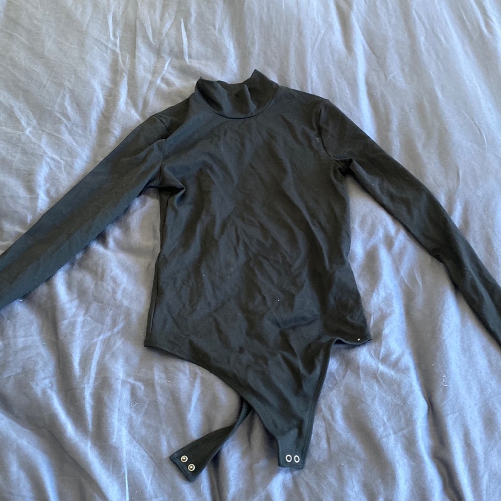 Abercrombie black long-sleeve mock-neck bodysuit top (sz XS)